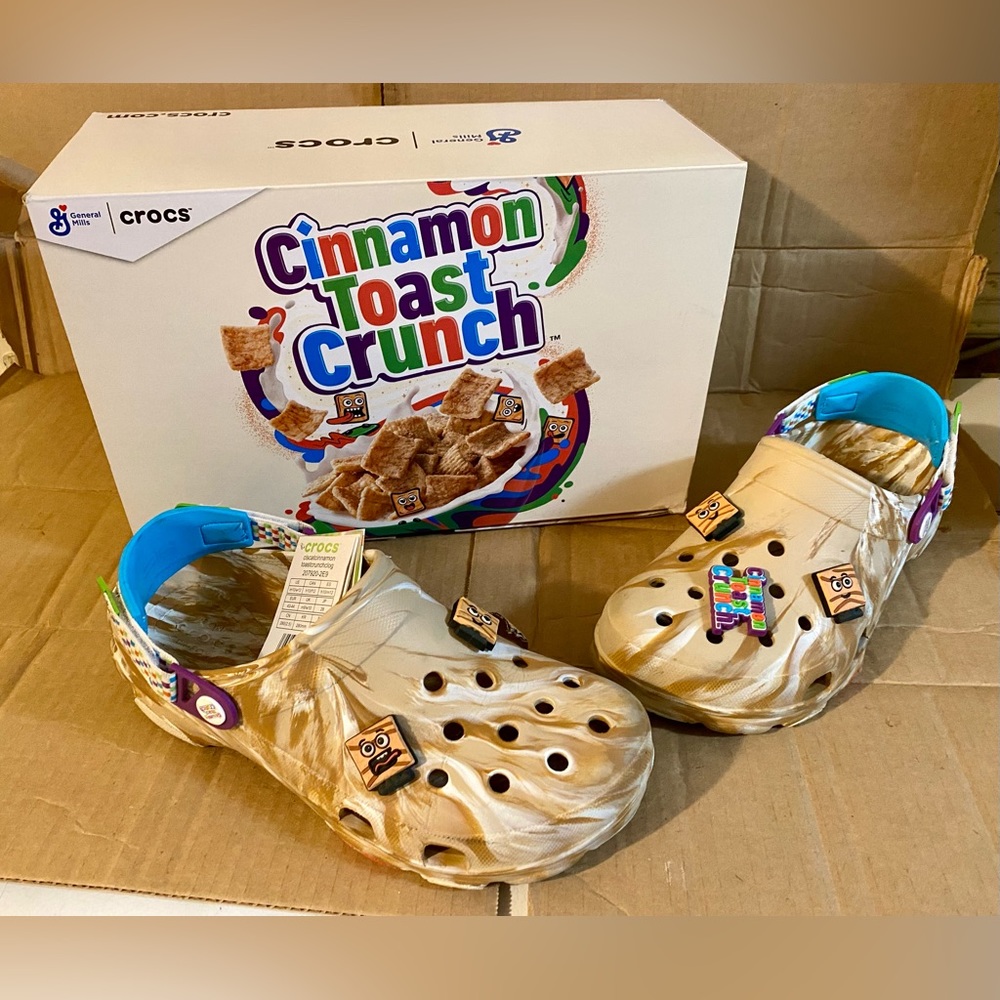 Cinnamon Toast Crunch crocs men’s 10